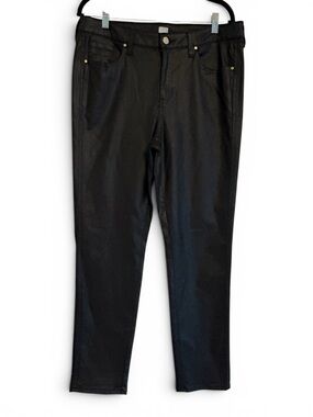 ✨ Chico’s Coated Black Straight Leg Jeans Size 2 (12) Leather Look ✨
